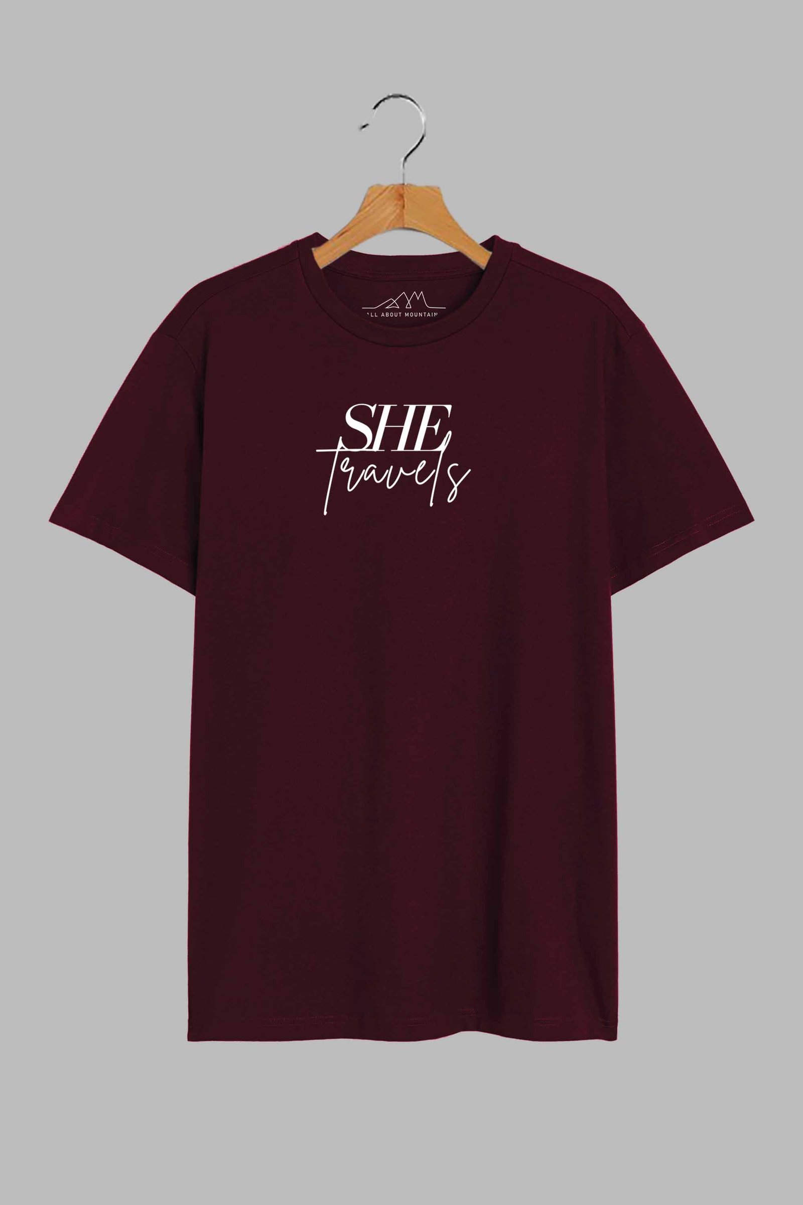 She Travels | T-Shirt For Women